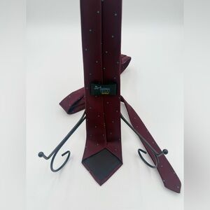 Vintage 70s Wembley The Original Leatherback Satin Mens Tie Burgundy Red Diamond